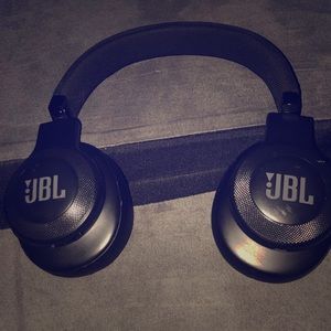 Jbl headphones
